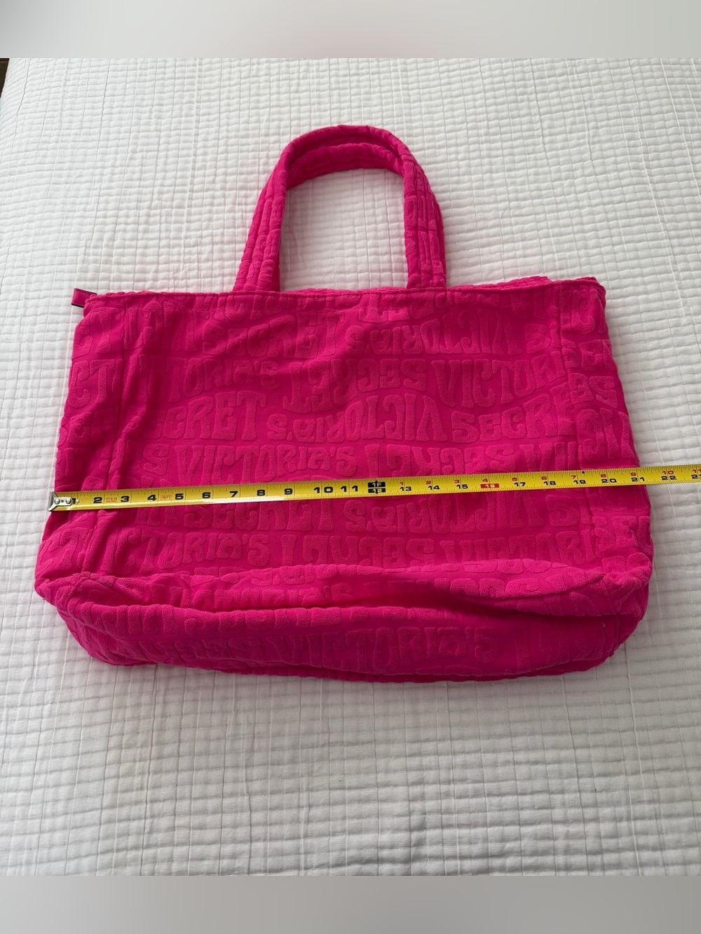 Victoria's Secret Towel Like Fabric Quilted Hot Pink Tote - Picture 7 of 7